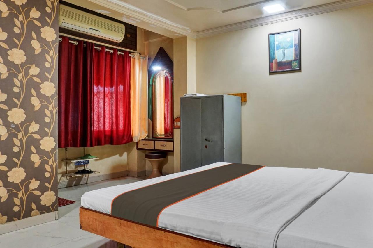 Collection O Hotel Shiv Inn Pune Exterior photo